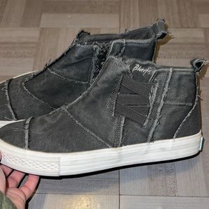 Blowfish Malibu Size 9 Shoes!